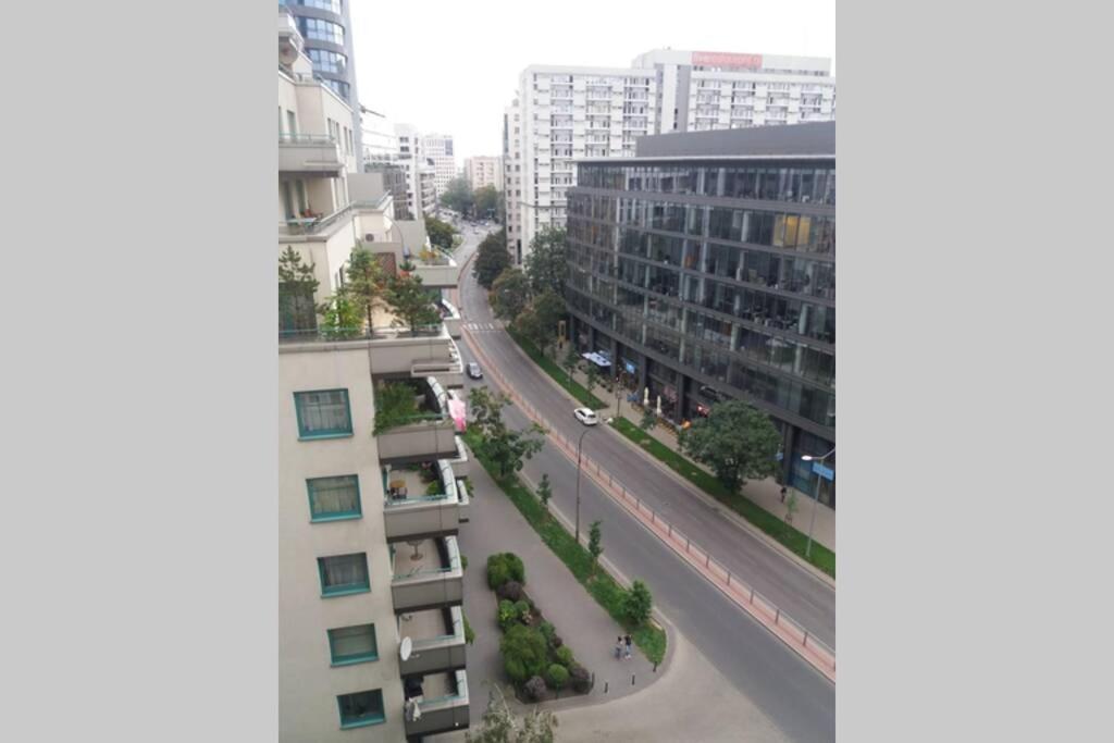 W Samym Centrum Na Grzybowskiej وارسو المظهر الخارجي الصورة
