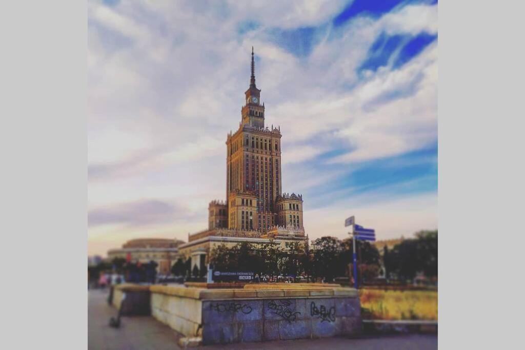 W Samym Centrum Na Grzybowskiej وارسو المظهر الخارجي الصورة